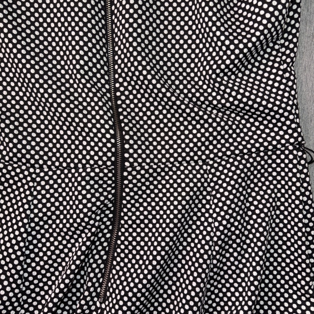 Danny & Nicole Black White Polka Dot Dress Women's Size 6 Cap Sleeve Fit Flare - Picture 6 of 9